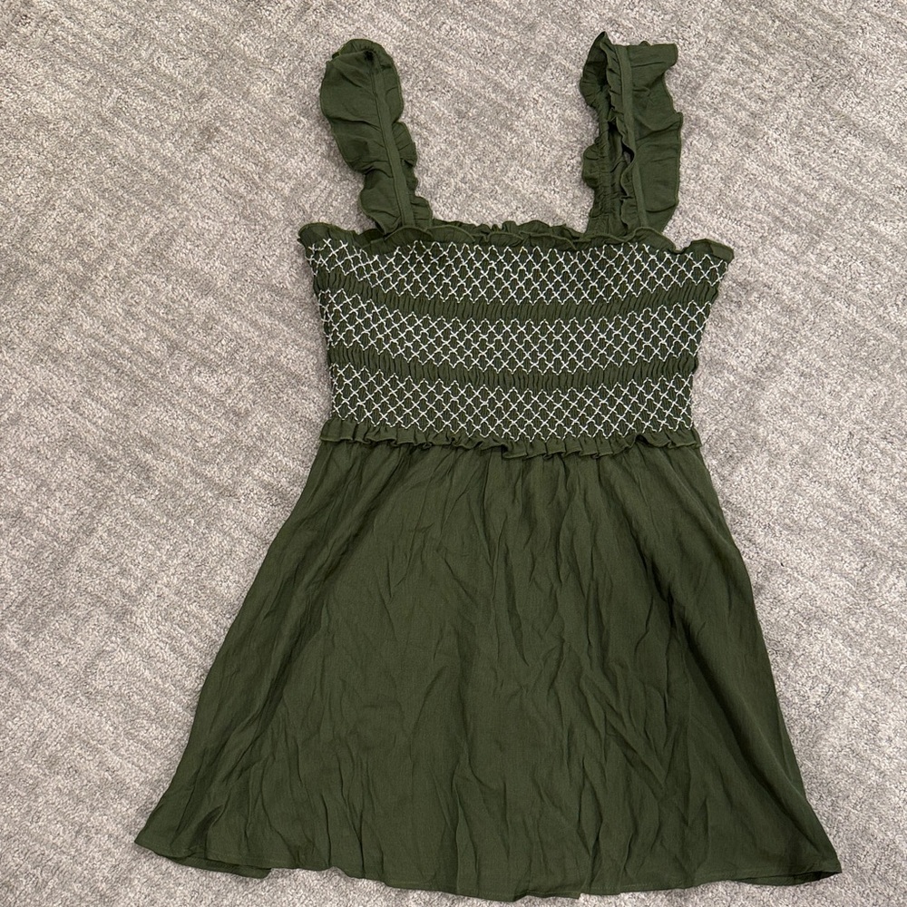 Green Sleeveless Dress